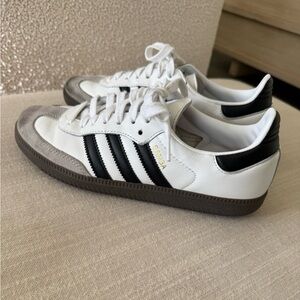 Adidas Sambas